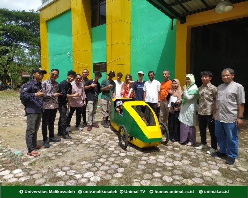 Five International Students Visit Mechanical Engineering Lab